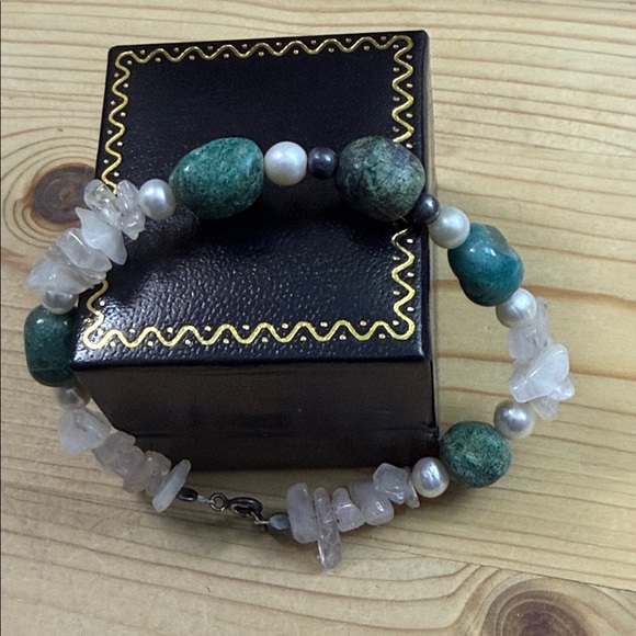 fashion jewelry Jewelry - Fashion Jewelry Green and White Stone Bracelet